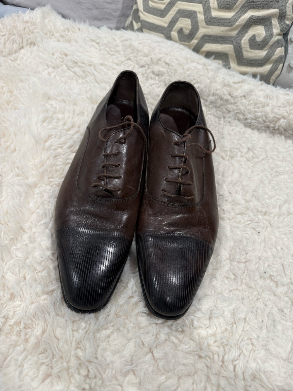 Men's Brown Leather Lace-Up Oxfords with Black Cap Toe